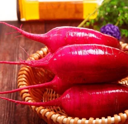 Premium Pineapple Fruit Radish Seeds: Sweet, Juicy, Purple-Skinned Root Vegetable